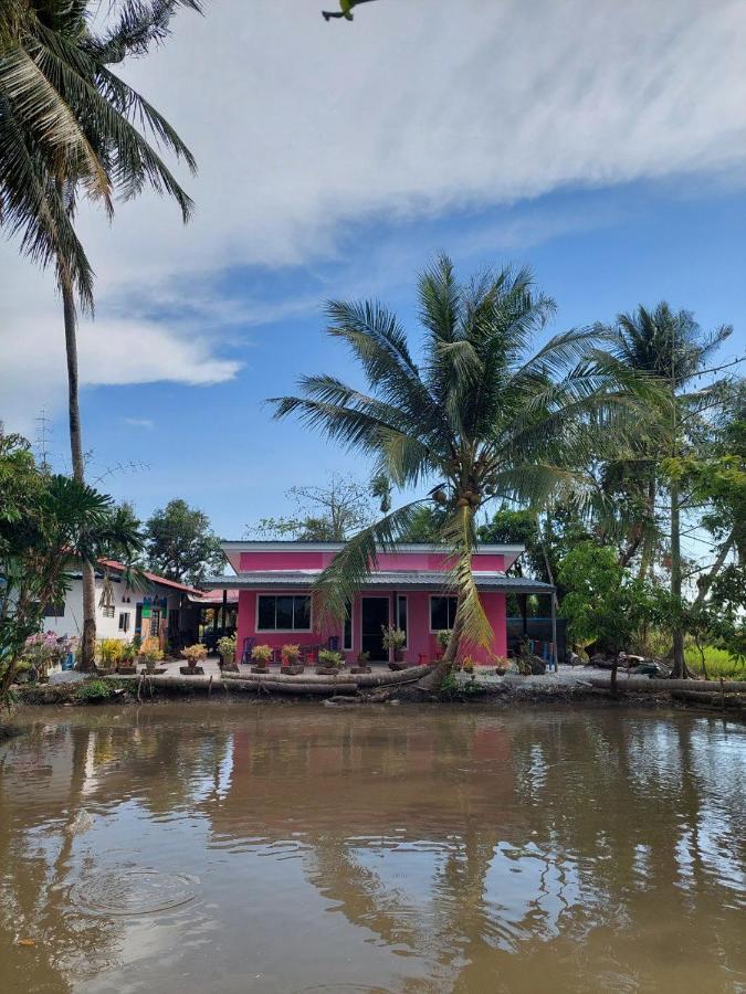 Pink Homestay D'Perlis كانجار المظهر الخارجي الصورة
